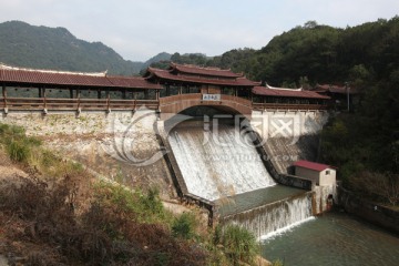 九龍廊橋