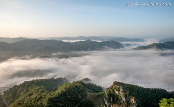 贵州兴义鲁布革云海