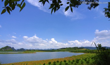 蓝天白云背景