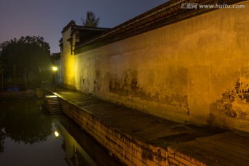 南浔古镇夜景 白墙灰瓦