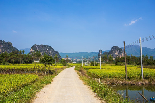 英西小桂林风光