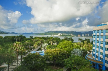 酒店花园海景