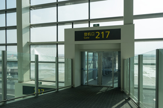 天津滨海国际机场登机口