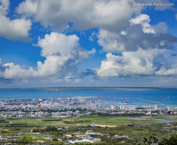 滨海小城全景