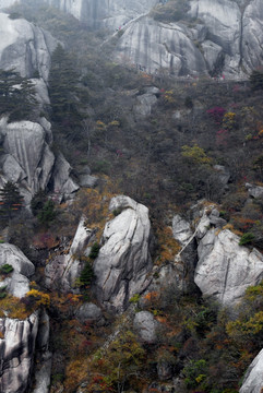 险峻的黄山百步云梯