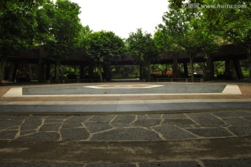 火山石广场