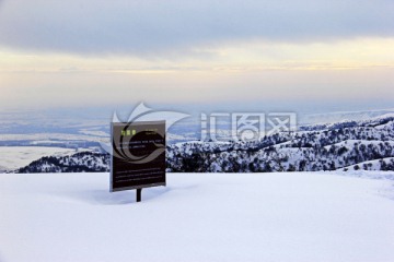 雪山之巅 麒麟脊