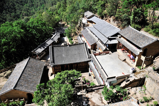 宝相寺