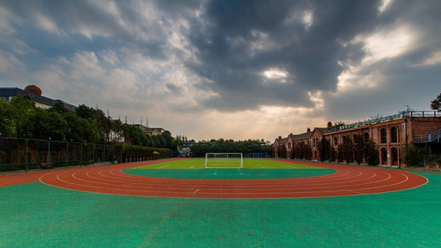 高等职业学院