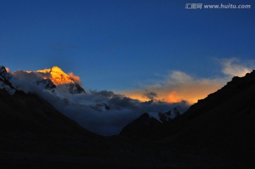 珠穆朗玛峰