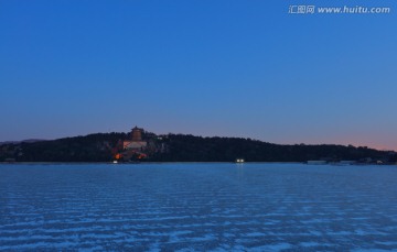 北京颐和园冬景