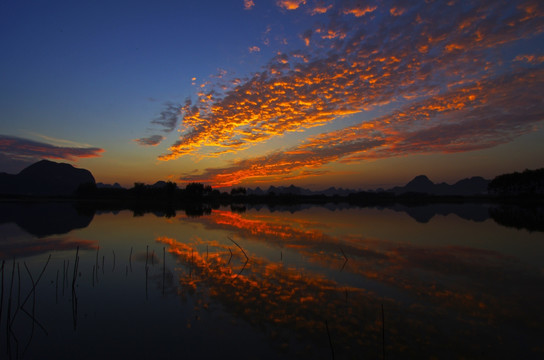 湖景 湖泊