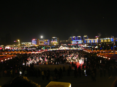 鄂尔多斯元宵夜景