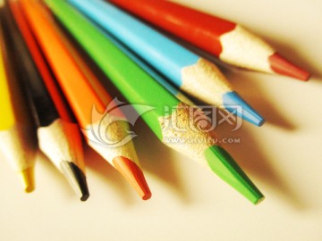 彩铅笔 摆拍 彩色铅笔