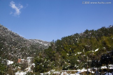 雪景 树枝 蓝天 小屋