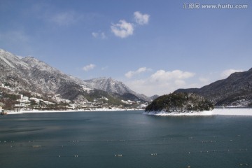 雪景风光 湖塘