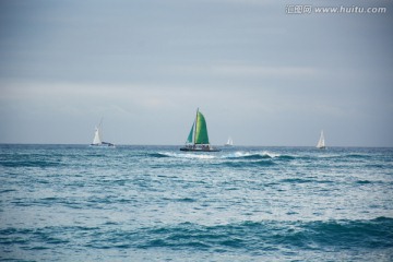 帆船与海