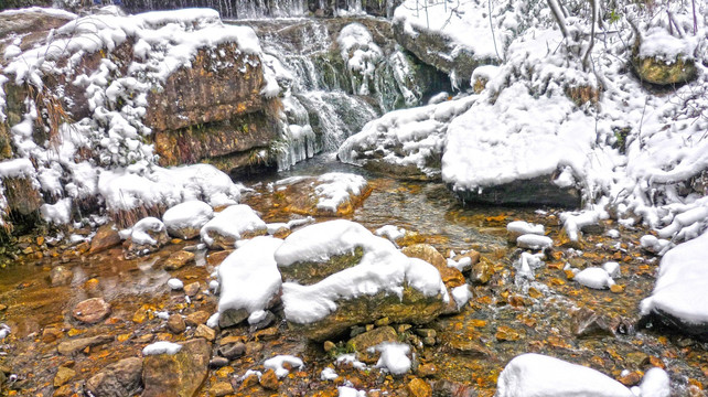 冰瀑 黄连河 冰针