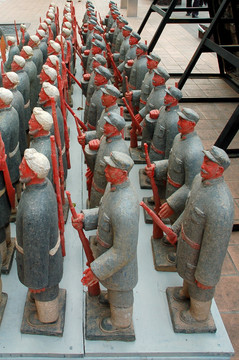 抗战题材雕塑 抗日游击队伍