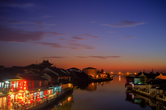 上海朱家角夜景