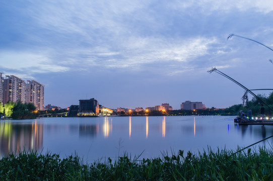 青浦夏阳湖夜景