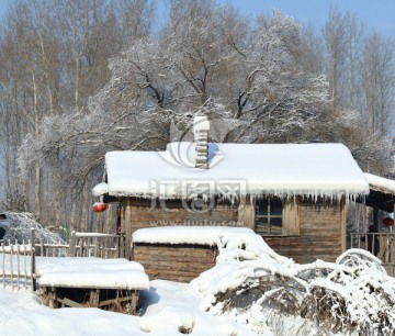 乡村雪景