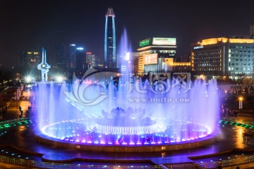 济南泉城广场音乐喷泉夜景