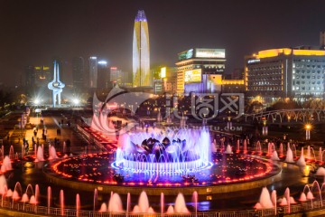 济南泉城广场音乐喷泉夜景