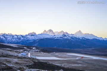 贡嘎山机场