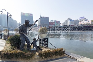 潍坊风光 城市雕塑 钓鱼
