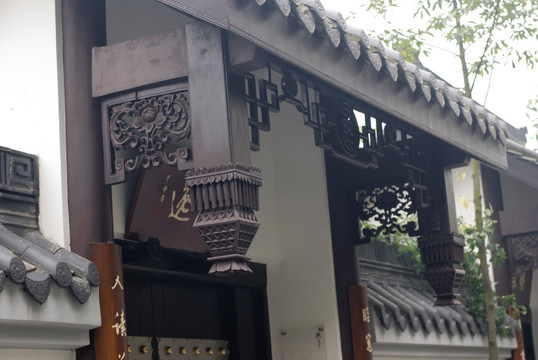 中式园林建筑吊脚楼
