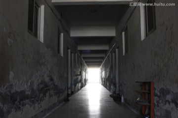 空旷的走廊