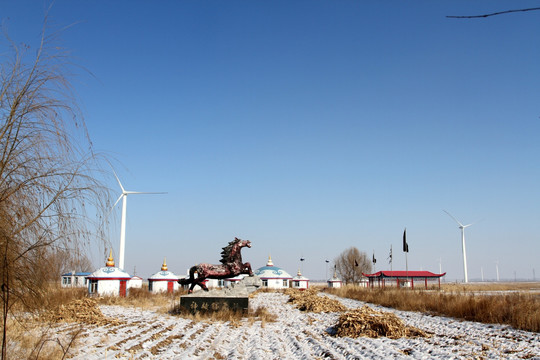 耕地 雕塑 风力发电机 蒙古包