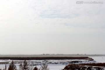 千里冰封 萬里雪飄 大江 冰雪