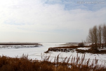 千里冰封 萬里雪飄 大江 冰雪