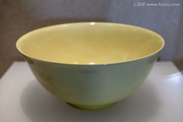 景德鎮官窯黃釉大碗 清 康熙