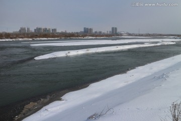 冰雪河流