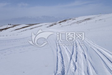 雪山