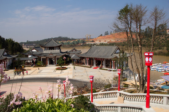 熙和湾景区登高台阶景观路灯