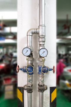 水管仪表压力表水阀