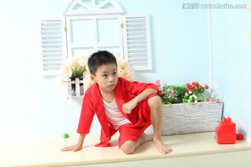 小男孩 小學(xué)生