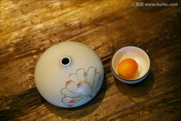 花器和茶杯