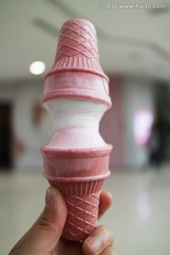 冰淇淋 甜筒