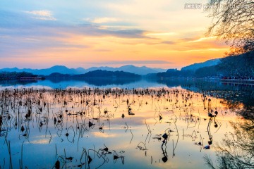 西湖晚霞