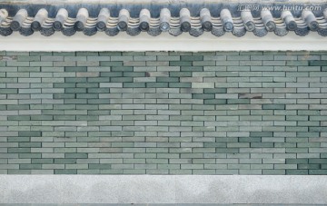 青砖琉璃瓦墙