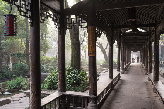 黄龙溪古镇的木长廊