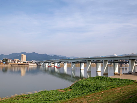 兰溪兰江金角大桥黄湓村全景