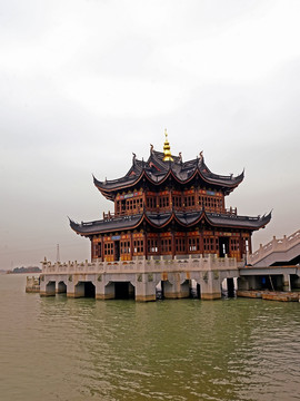 龙游年年红景区太姆殿竖版全景