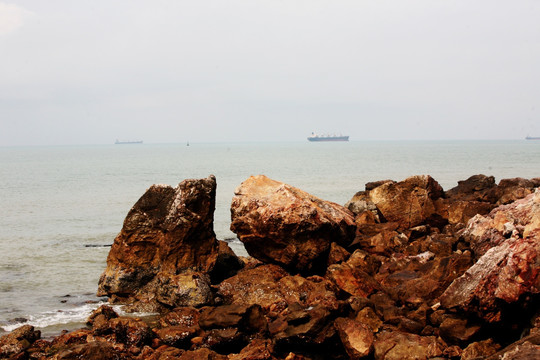 礁石 海边 鱼鳞洲 自然风景