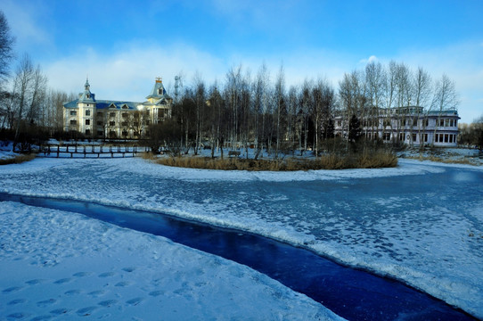 冰天雪地的寒冬